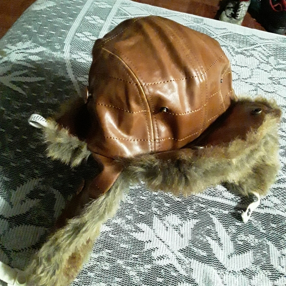GongShow Faux Leather/Fur Trapper Winter Hat - Picture 11 of 16